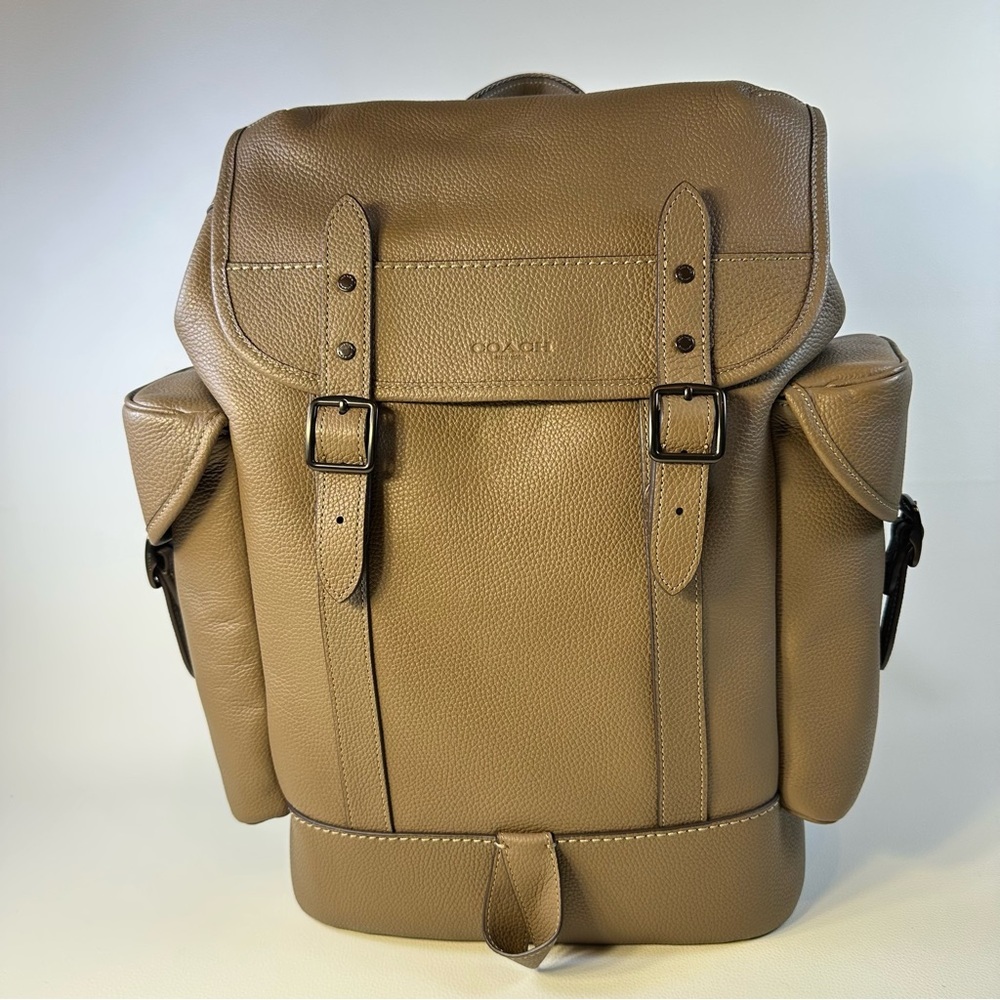 NEW Men’s Coach Hitch Pebble Leather Backpack in Tan/Brown - Picture 2 of 15